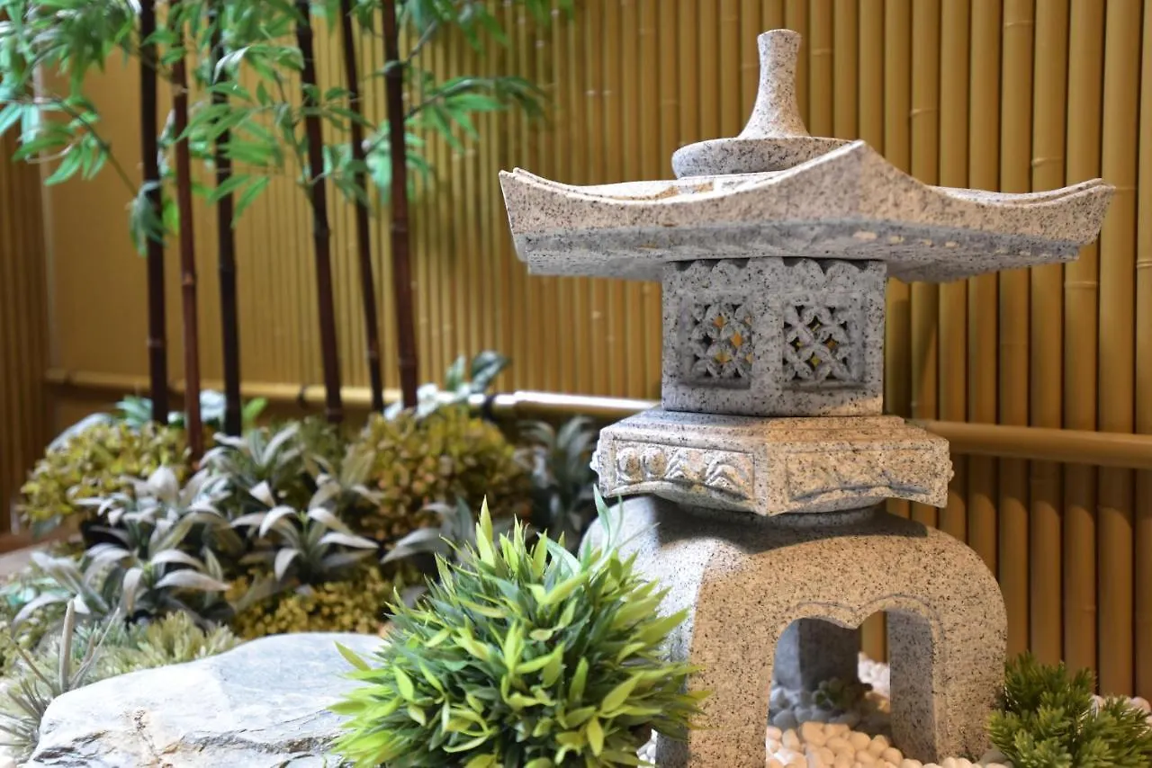 Hotel Latif (Adults Only) Sapporo Yetişkin Oteli