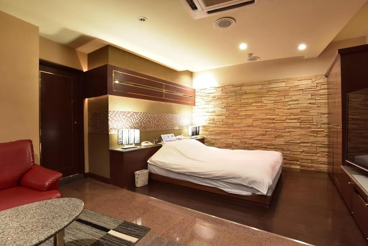 Hotel Latif (Adults Only) Sapporo 2*,